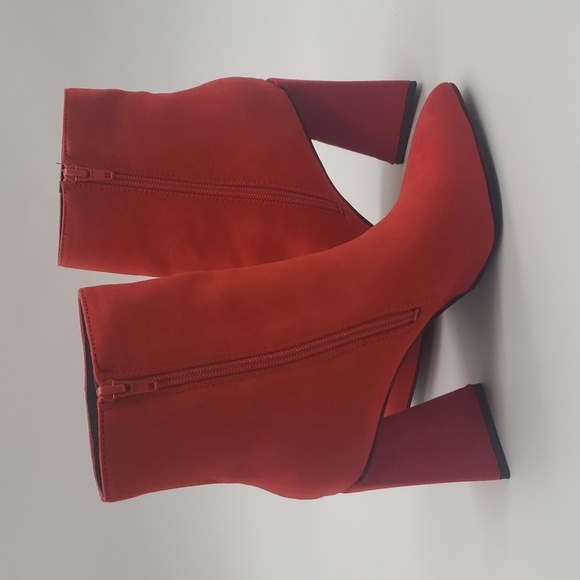750- Bar lll Women's Knee Boots Asyaf Red Color Size 7 M - Picture 9 of 9
